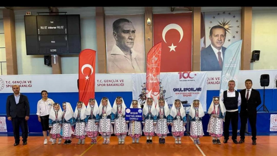 Halk oyunları yarışmasında ekibimiz Nevşehir il 1.'si oldu